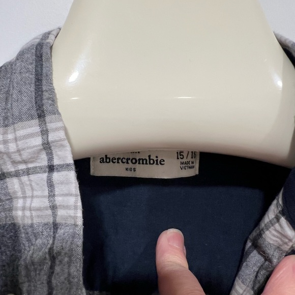 Abercrombie Kids, boy’s grey plaid shirt - Picture 5 of 7